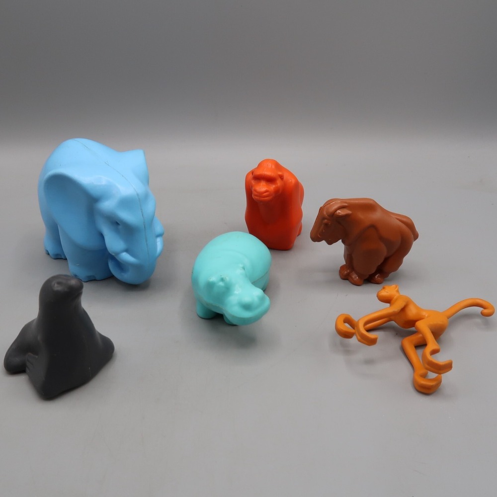 Vintage Fisher Price Little People Play Family Zoo Animals 1984